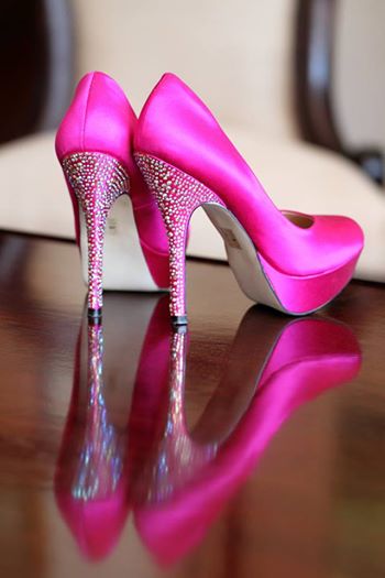 pink shoe porn